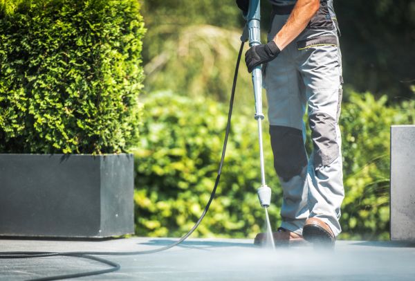 Concrete Pressure Washing in Clearwater