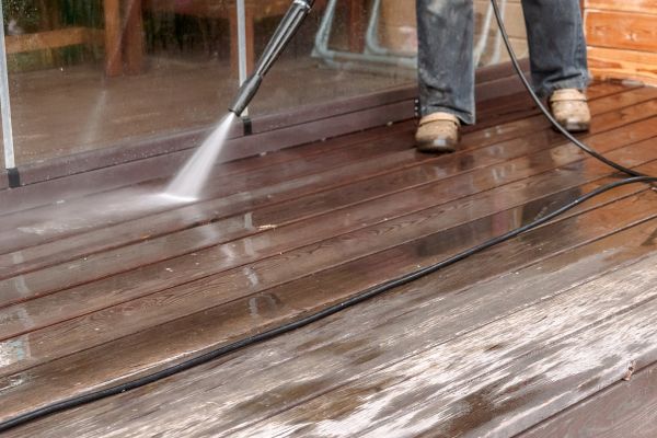 Pool Deck Power Washing in Clearwater
