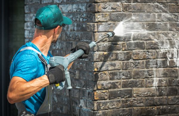 Brick Wall Cleaning in Clearwater