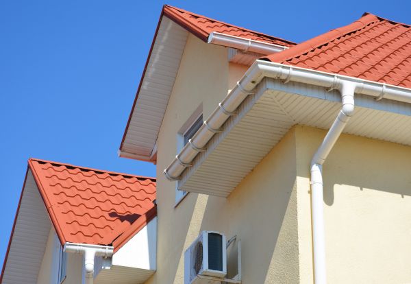 Soffit Cleaning in Clearwater