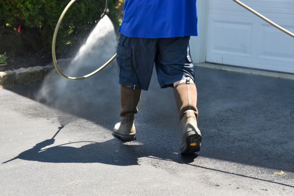 Asphalt Driveway Cleaning in Clearwater