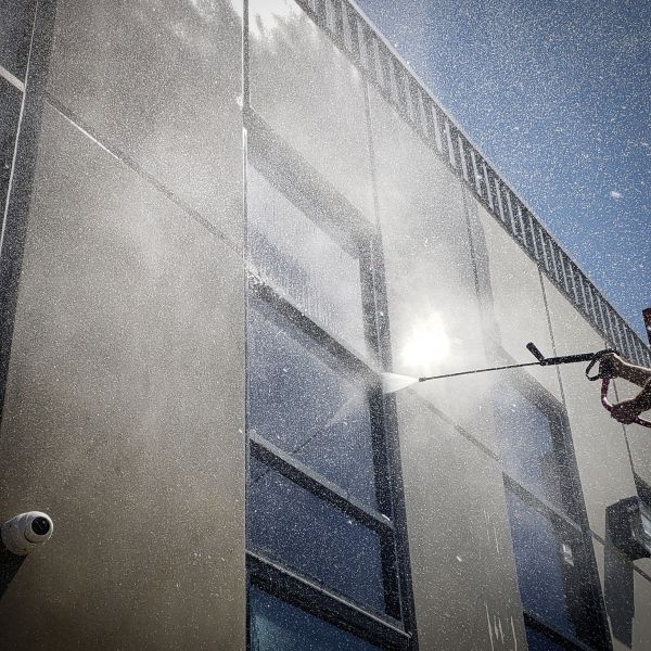 Exterior Building Washing in Clearwater