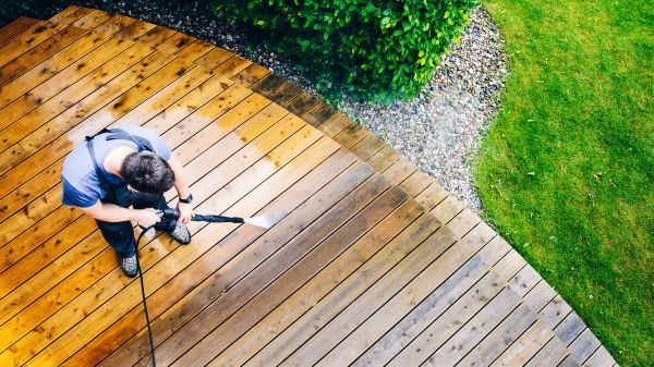 Deck Pressure Cleaning in Clearwater