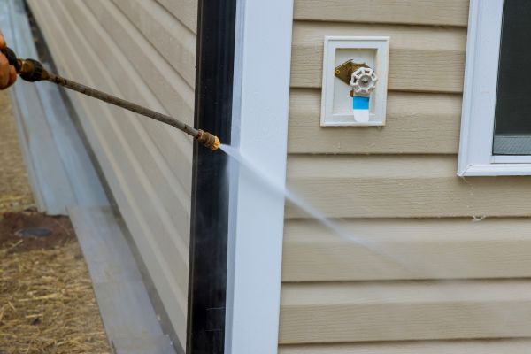 Vinyl Siding Cleaning in Clearwater